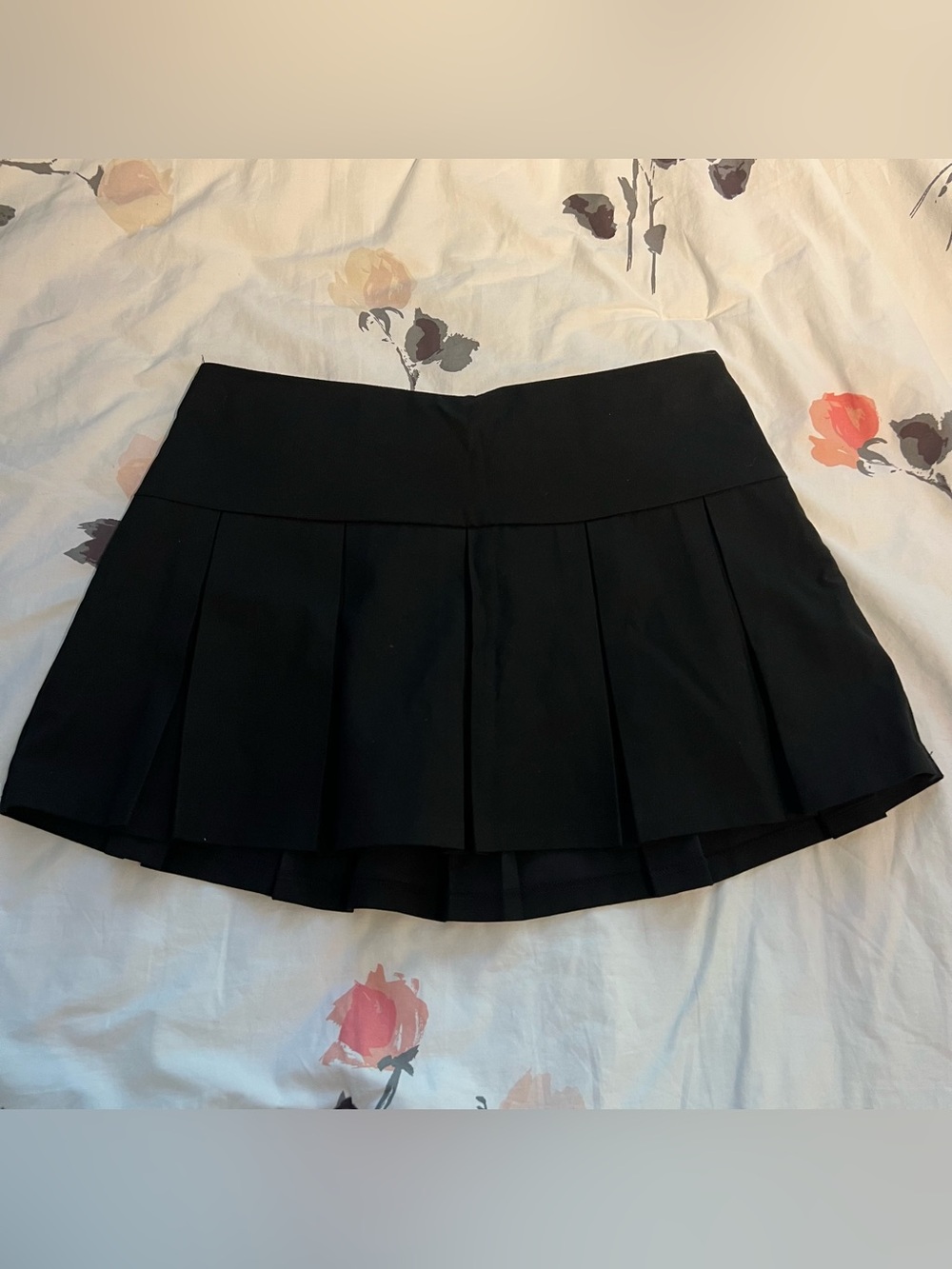 Garage SKORT - pleated skirt with shorts - Black comfy stretch with side zipper